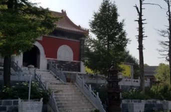 百花山護國顯光禪寺